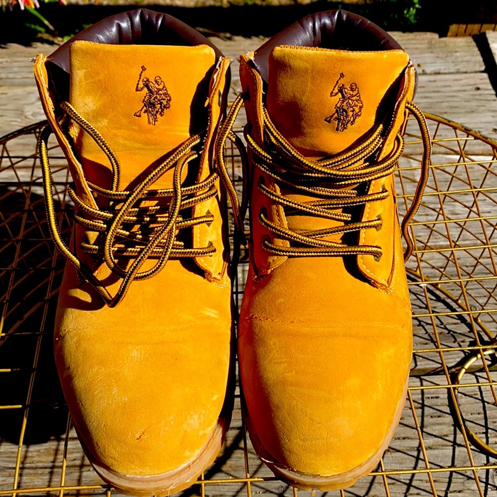 Size 6 men 8 and women